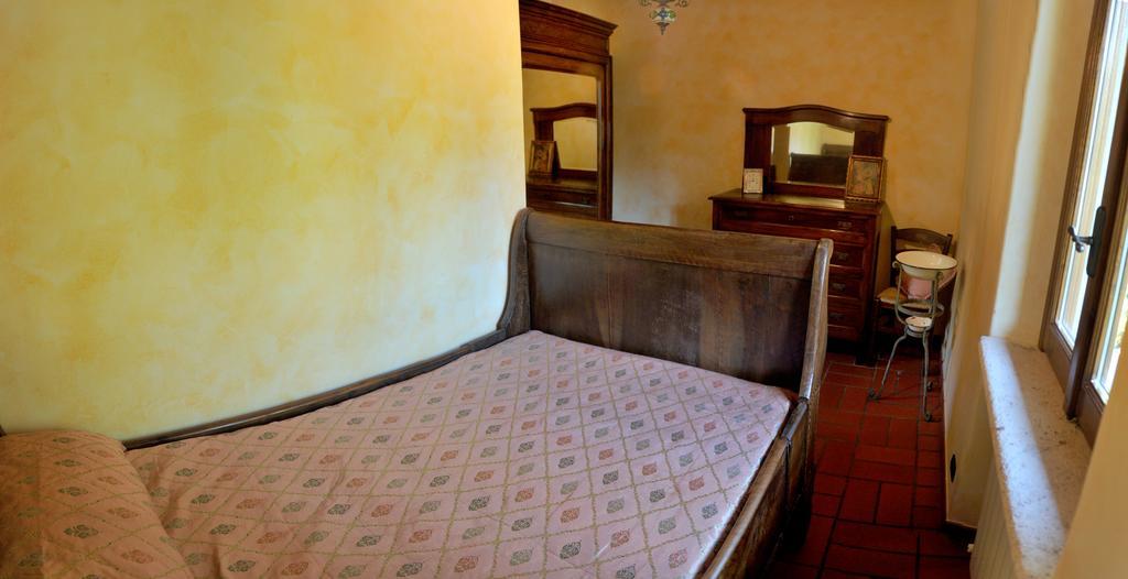 L'Antica Mola Villa Castel Madama Bilik gambar