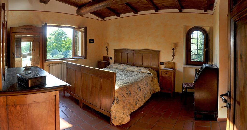 L'Antica Mola Villa Castel Madama Bilik gambar